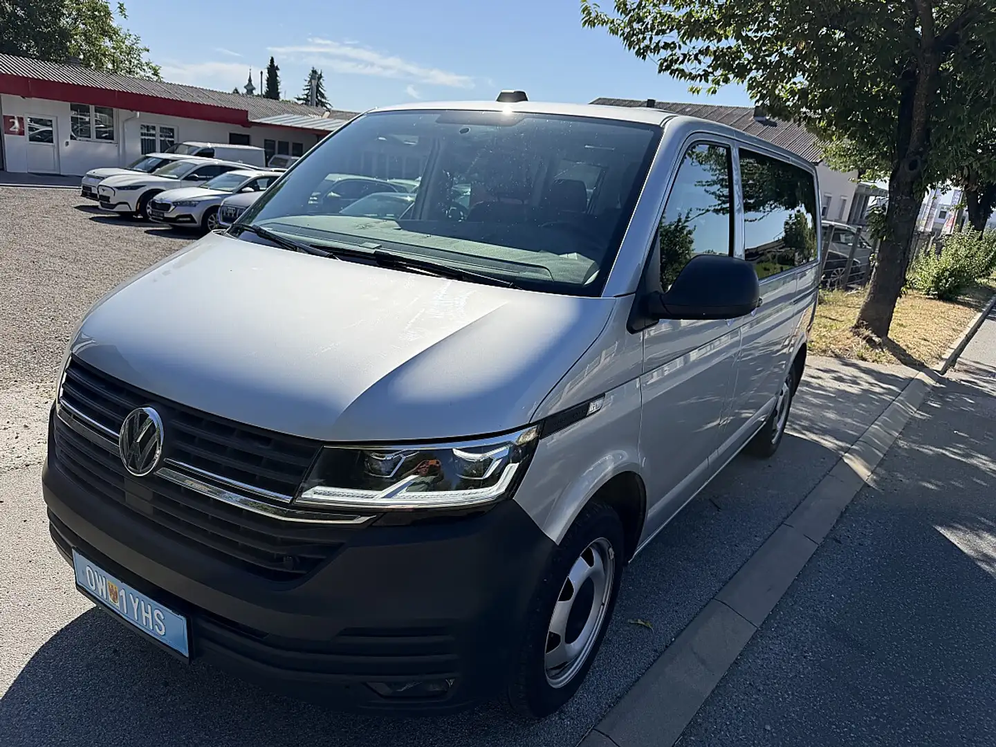 Volkswagen T6 Kombi KR 2,0 TDI 4Motion DSG ** Led/ Mwst ** Silber - 1