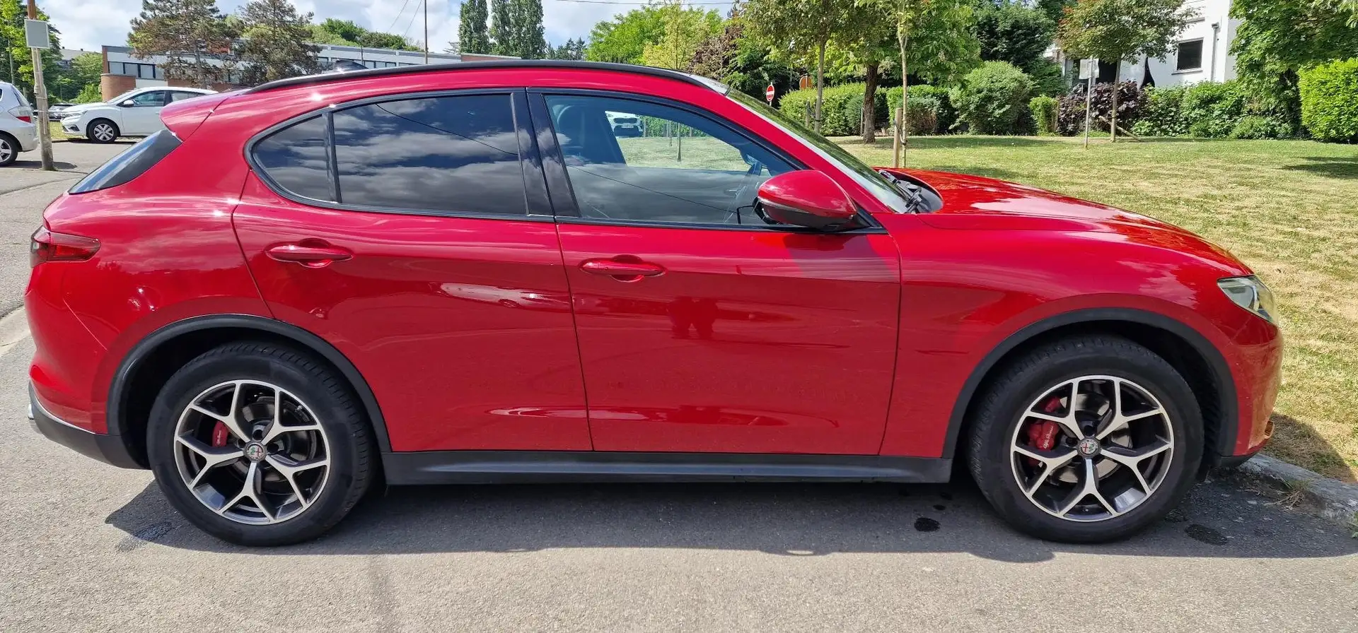 Alfa Romeo Stelvio Stelvio 2.2 JTD AWD Super Rood - 1