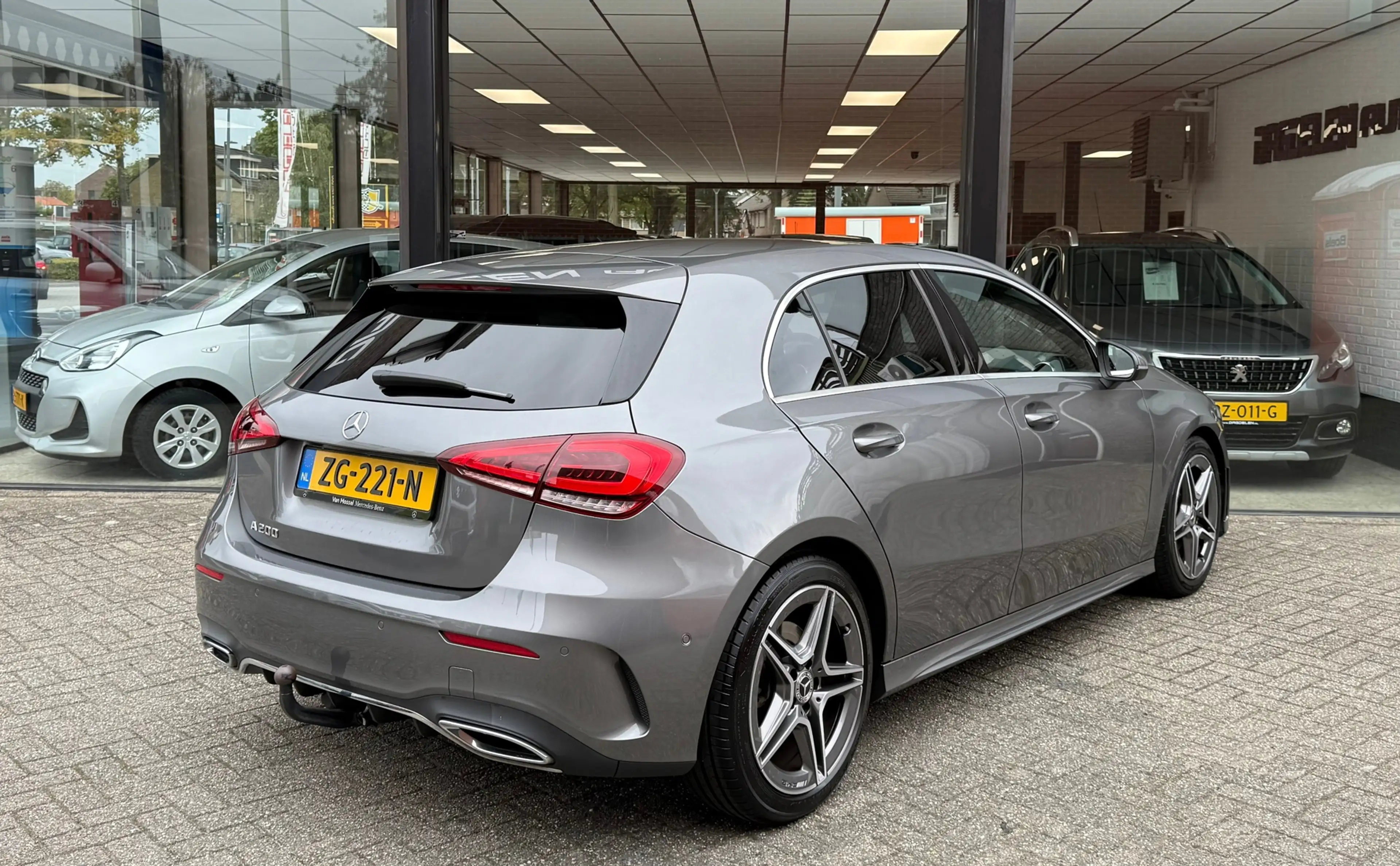 Mercedes-Benz A 200 A AMG 1e EIG | CARPLAY | CAMERA | NAP — photo 8
