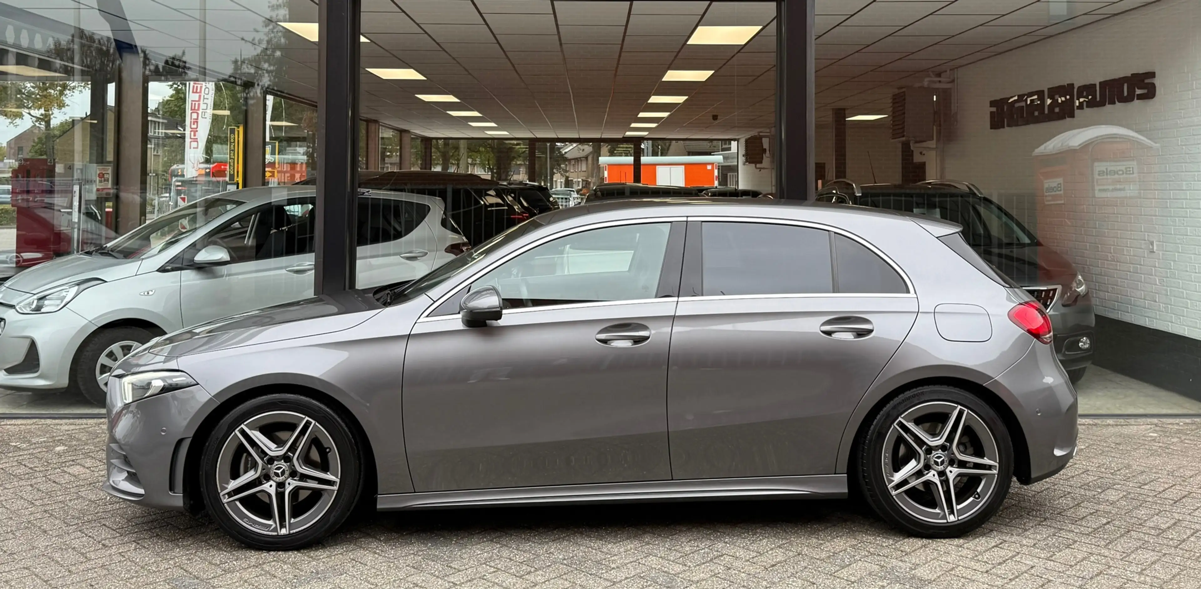 Mercedes-Benz A 200 A AMG 1e EIG | CARPLAY | CAMERA | NAP — photo 6