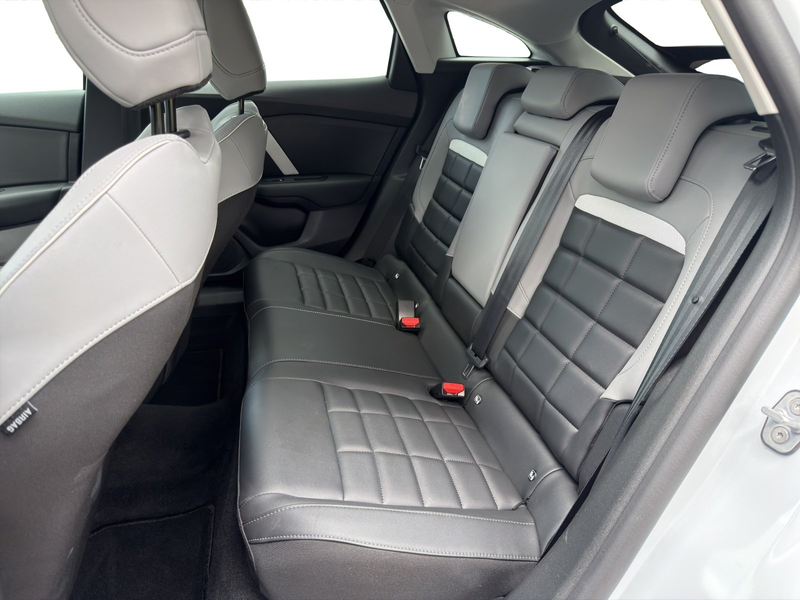 Citroen C4 Max Hybrid 145 Kam.+KeyLess+LED+Navi+SHZ — photo 12