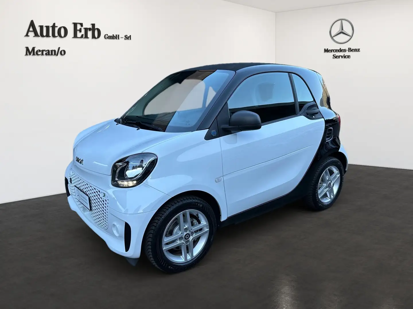smart forTwo fortwo EQ Passion Pure Blanc - 1