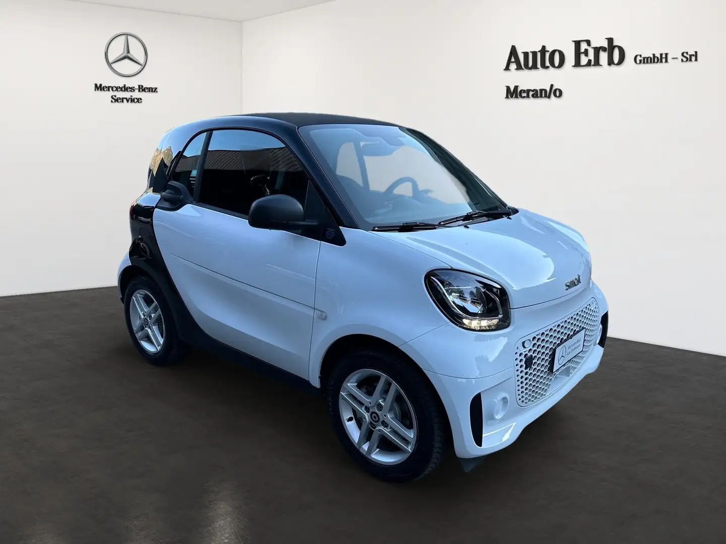 smart forTwo fortwo EQ Passion Pure Blanc - 2
