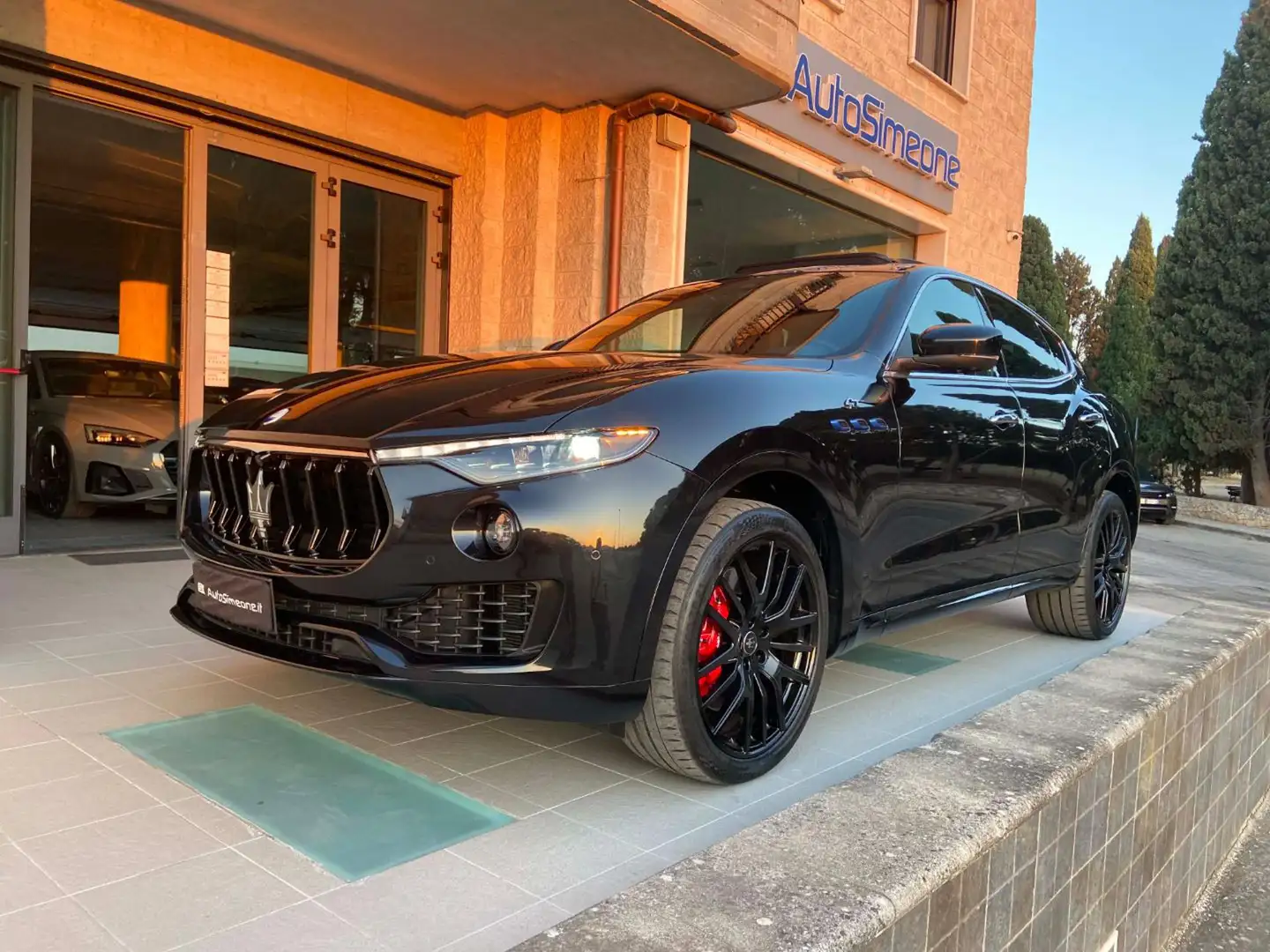 Maserati Levante MHEV 330 CV AWD GT ULTIMA TETTO APR/PAN Nero - 1