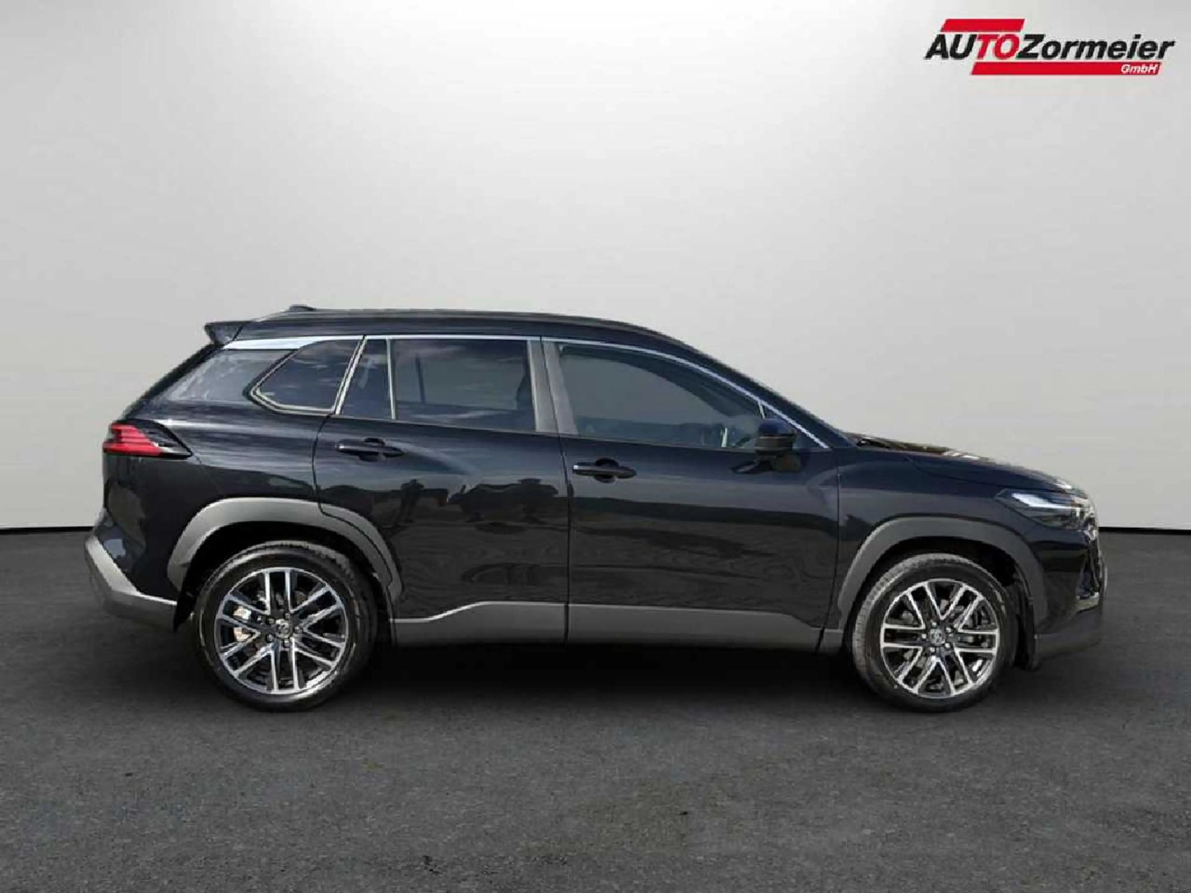 Toyota Corolla Cross Hybrid FWD Team Deutschland — photo 7