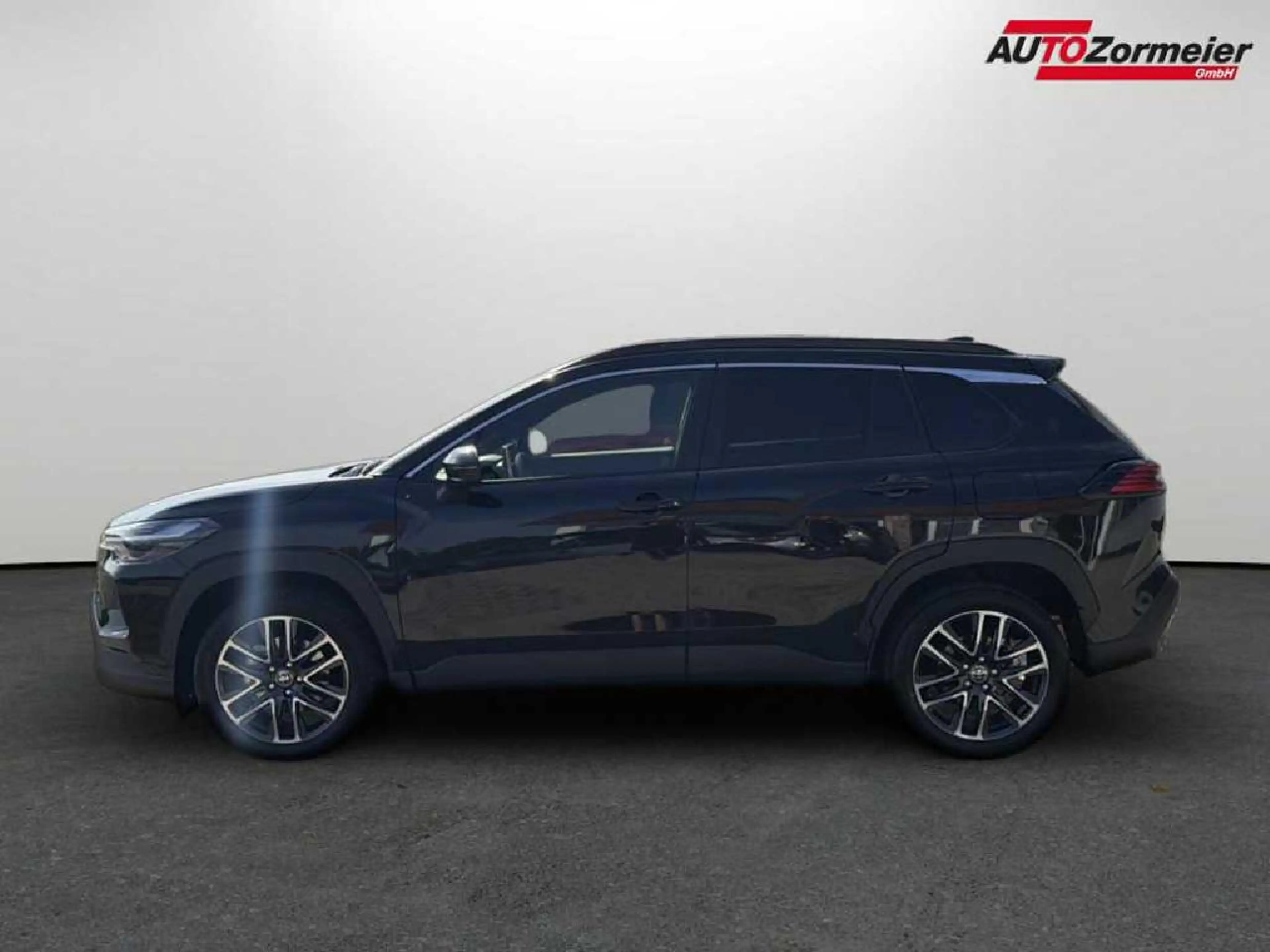 Toyota Corolla Cross Hybrid FWD Team Deutschland — photo 3