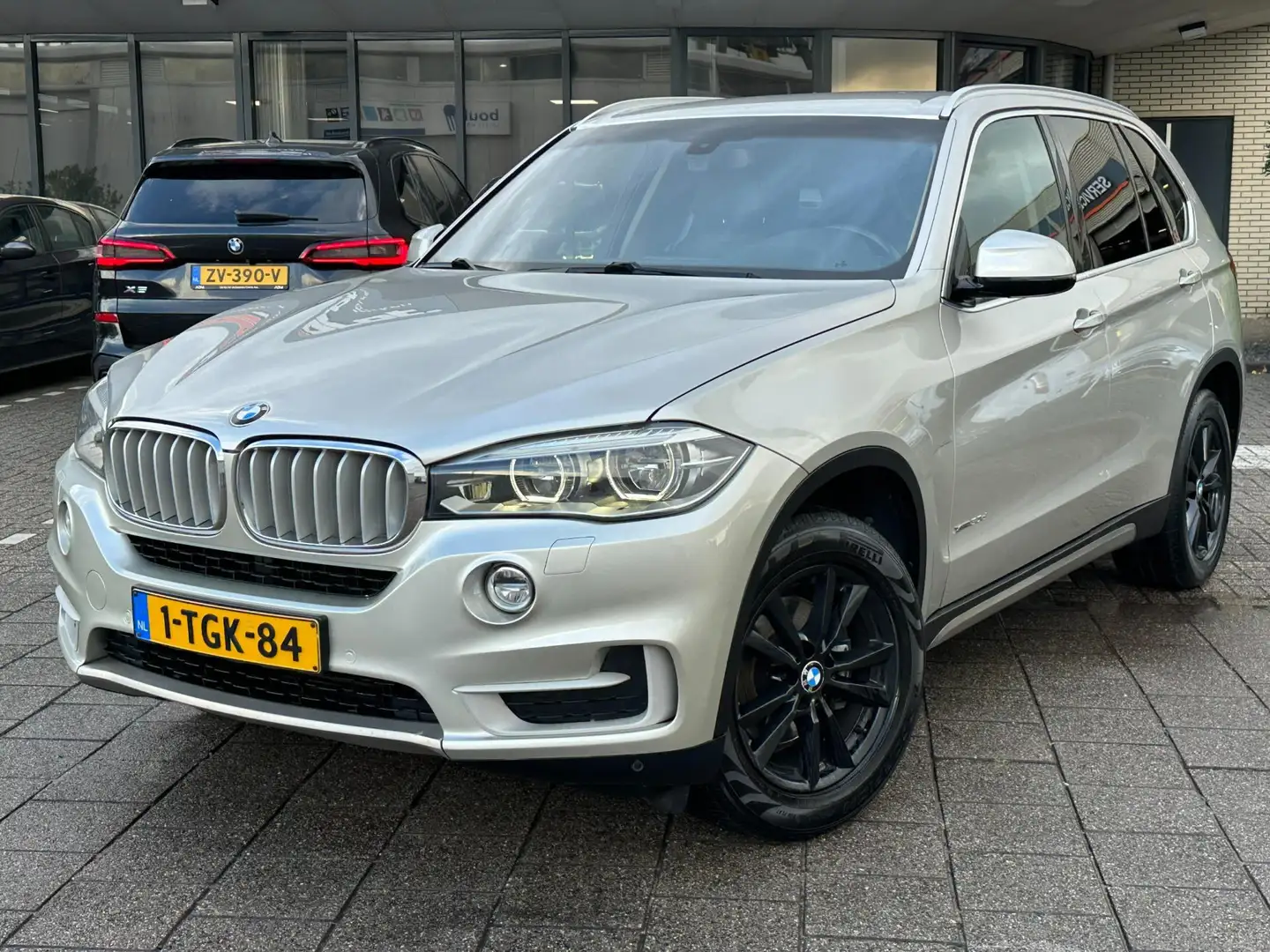 BMW X5 XDrive30d High Executive Grau - 1