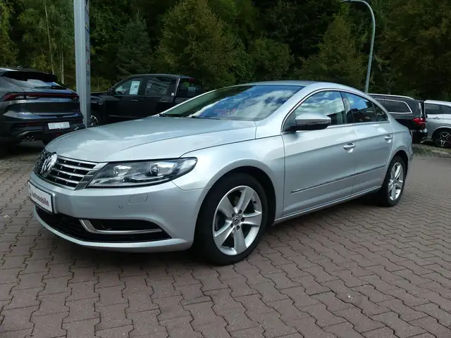 Volkswagen CC *2.0 TDI*Kliumaauto*Sitzhzg*Xenon*Navi