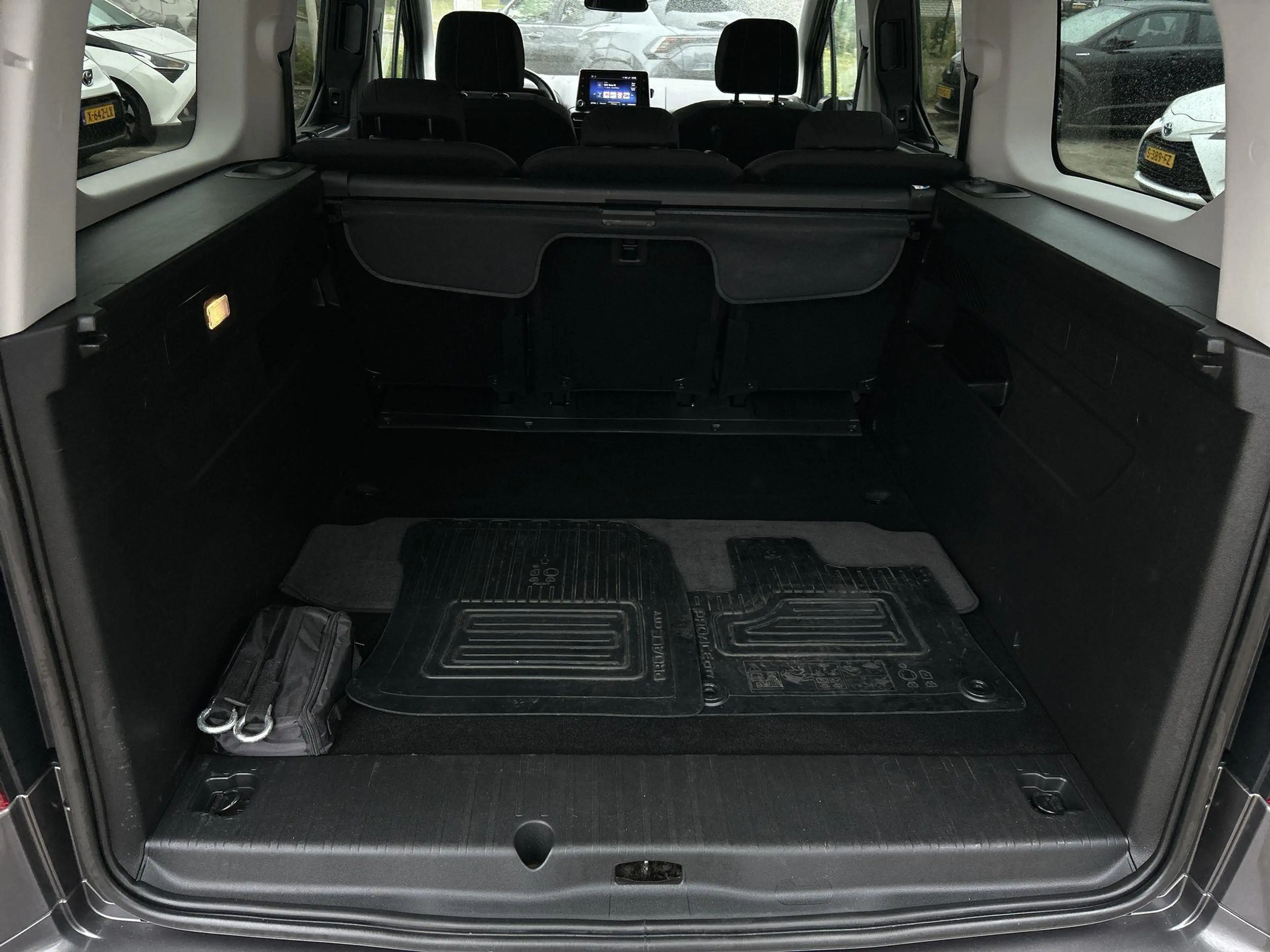 Toyota Proace City Verso 1.2 Turbo Active Long 5p |Rijklaar|Navi|PDC| — photo 9