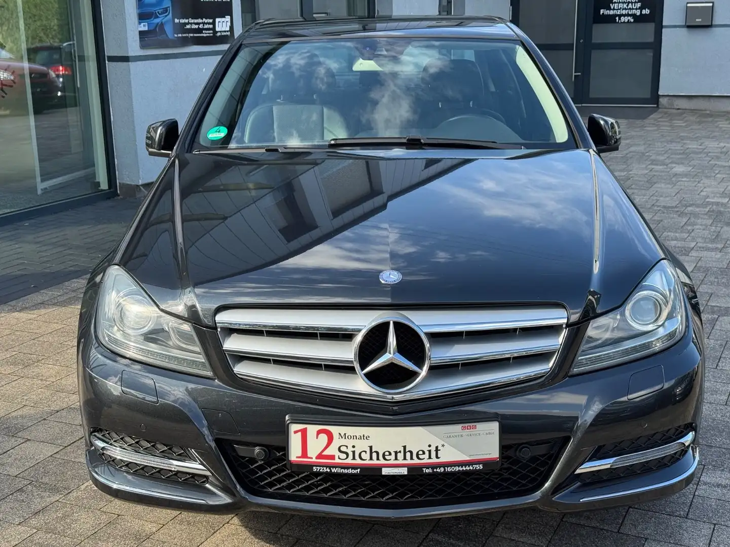 Mercedes-Benz C 220 Lim. C 220 CDI BlueEfficiency*Bi-Xenon*AHK*Navi Schwarz - 2