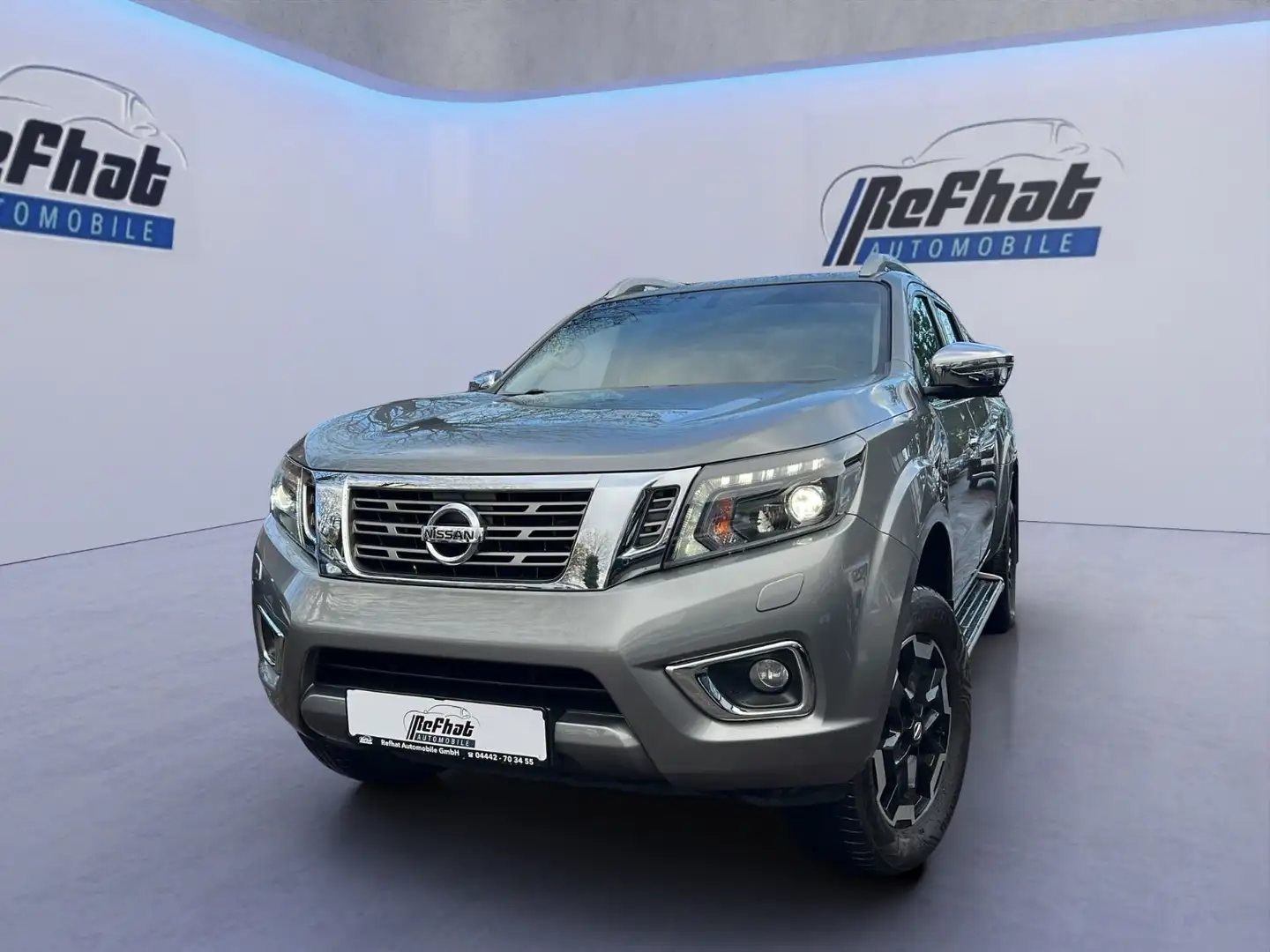 Nissan NP300 Navara NP300 Tekna Double Cab 4x4*SCHIEBEDACH* Grau - 2