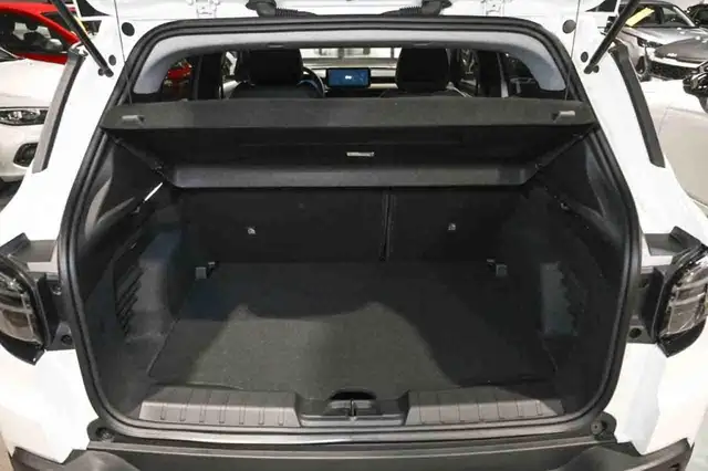 Jeep Avenger view 7