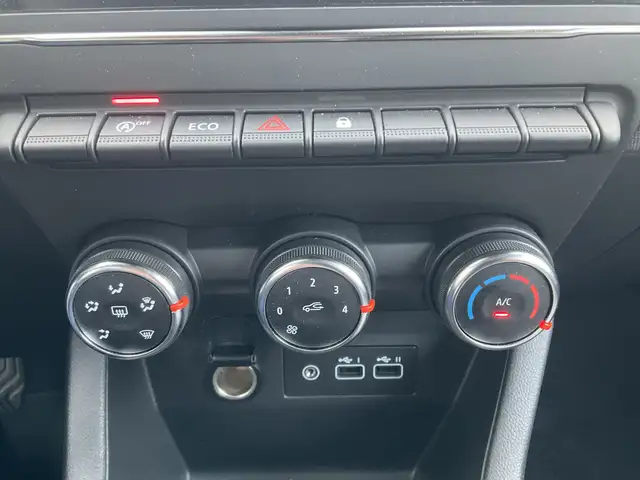 Renault Clio view 14