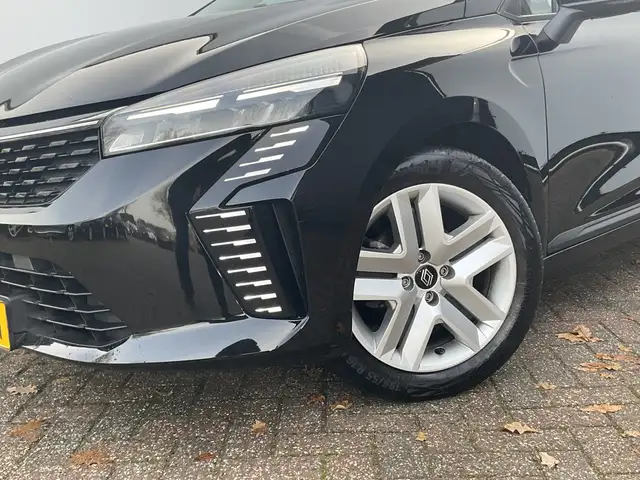 Renault Clio view 4
