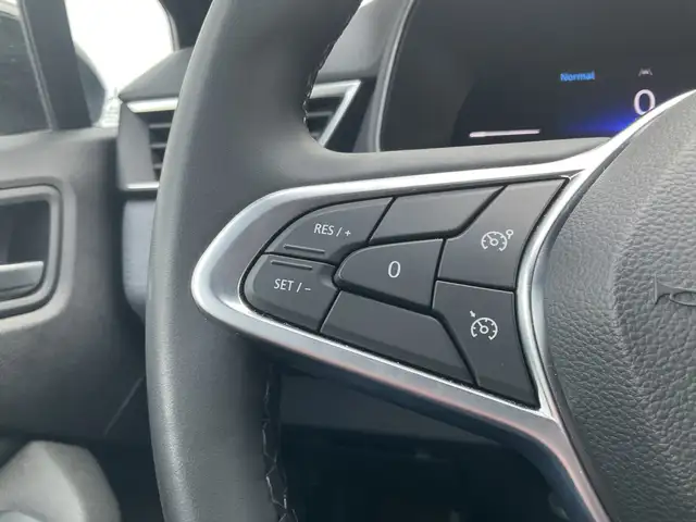Renault Clio view 12