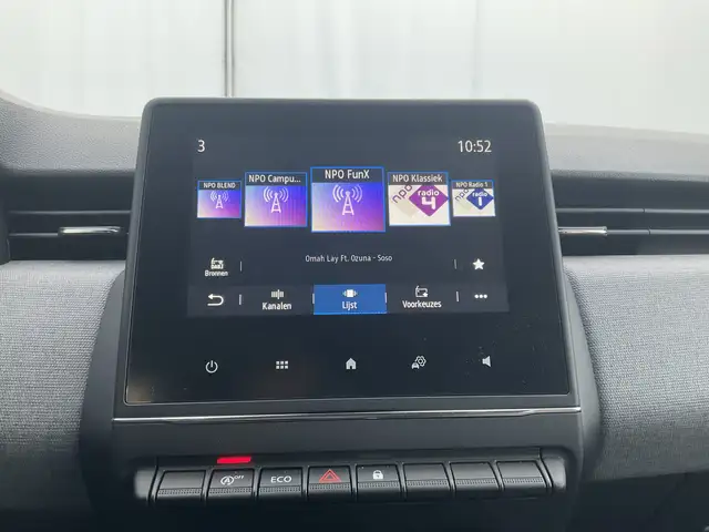 Renault Clio view 8