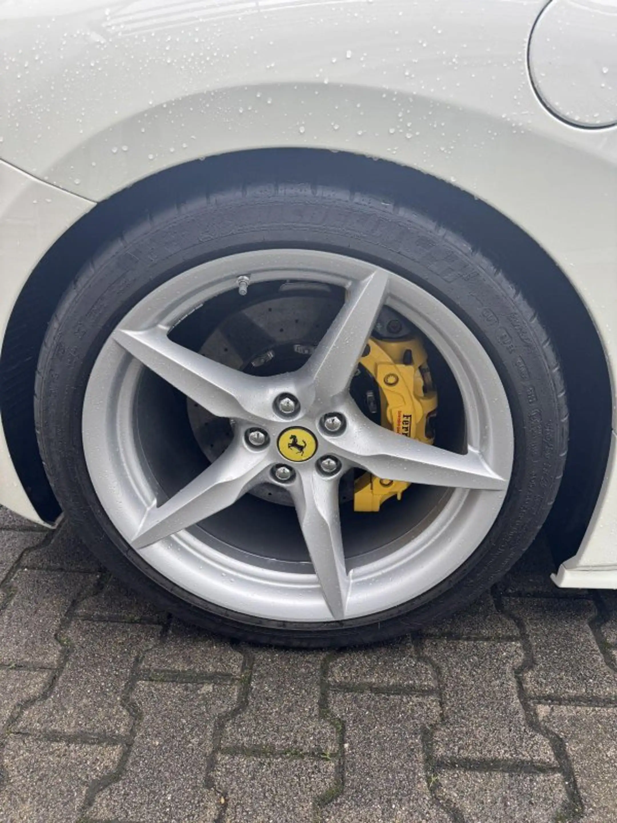 Ferrari 488 GTB Kamera Carbon dt. Auto u.frei — photo 14