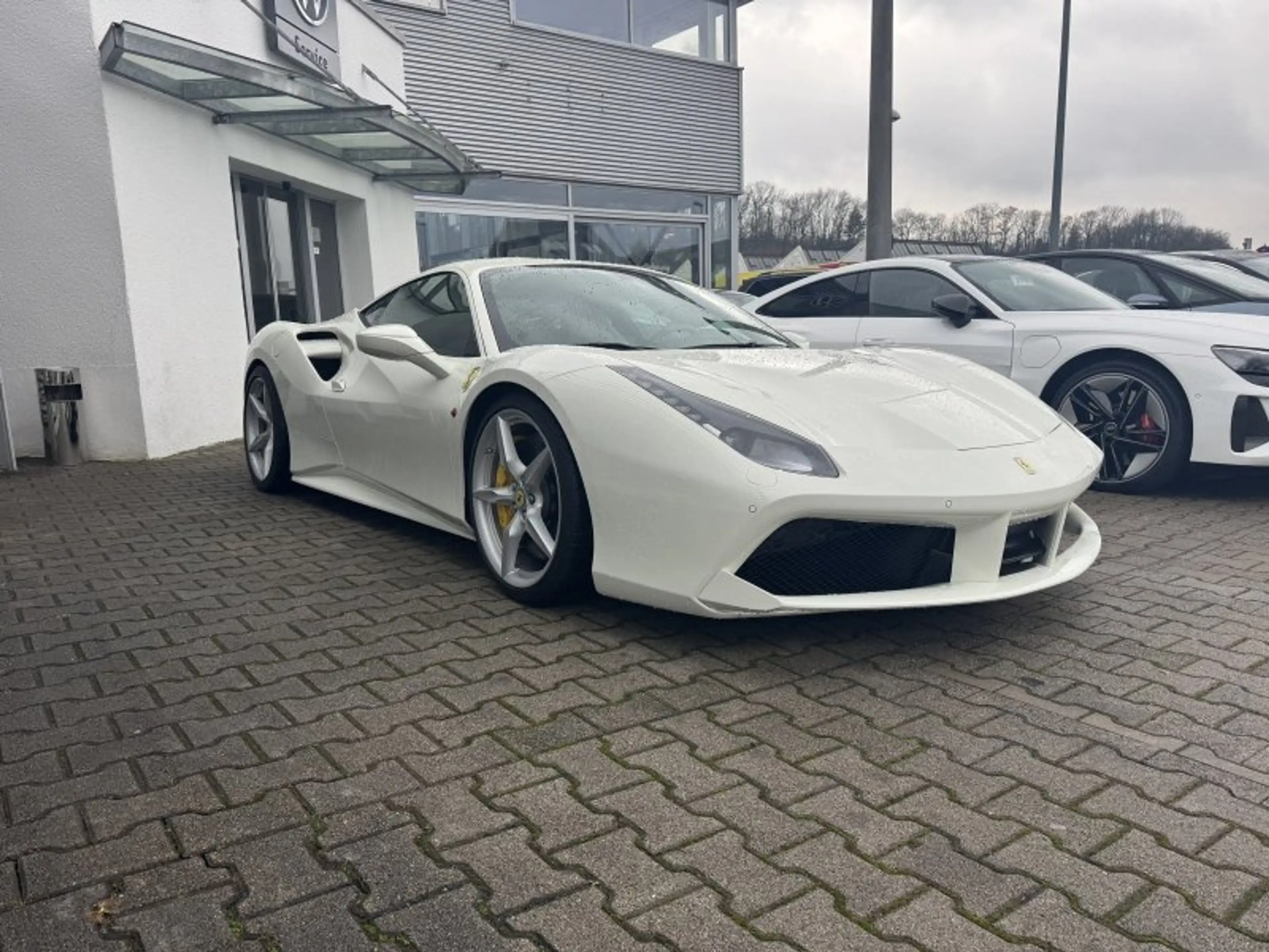 Ferrari 488 GTB Kamera Carbon dt. Auto u.frei — photo 3