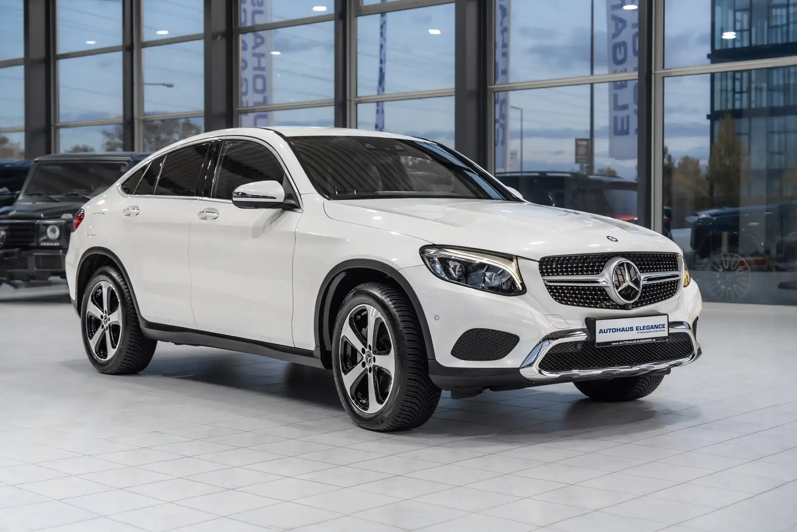 Mercedes-Benz GLC 250 Coupe 4Mat.*EXCL.INT*BURM*HEAD-UP*360* Weiß - 1