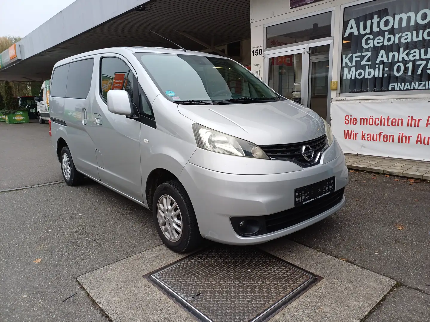 Nissan Evalia Evalia Tekna Grau - 1