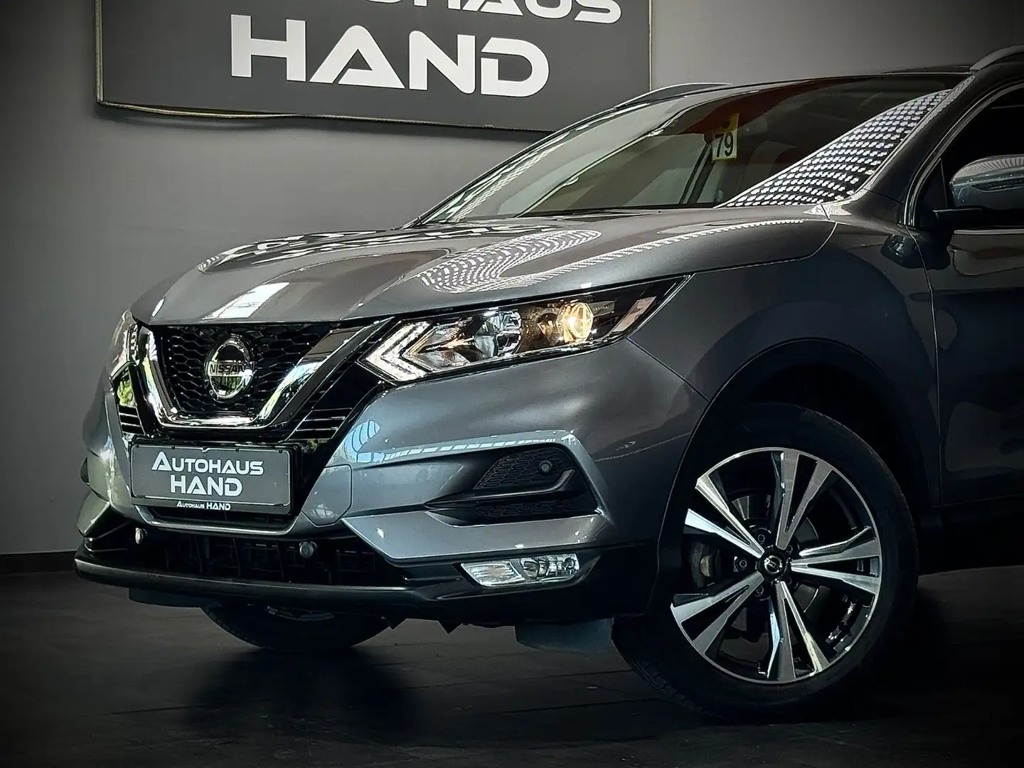 Nissan Qashqai 1.3*N-WAY*PANO*SZH*R.KAMERA*1.HAND* Gris - 2