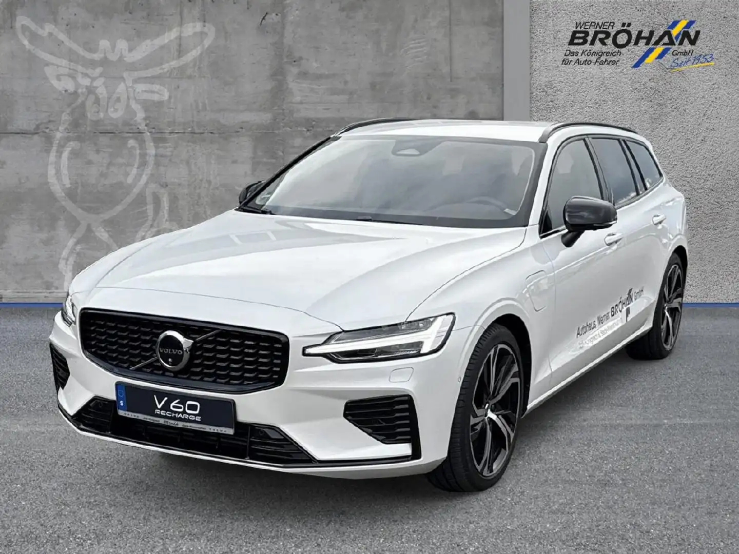 Volvo V60 Plus Dark Recharge Plug-In Hybrid AWD Weiß - 1