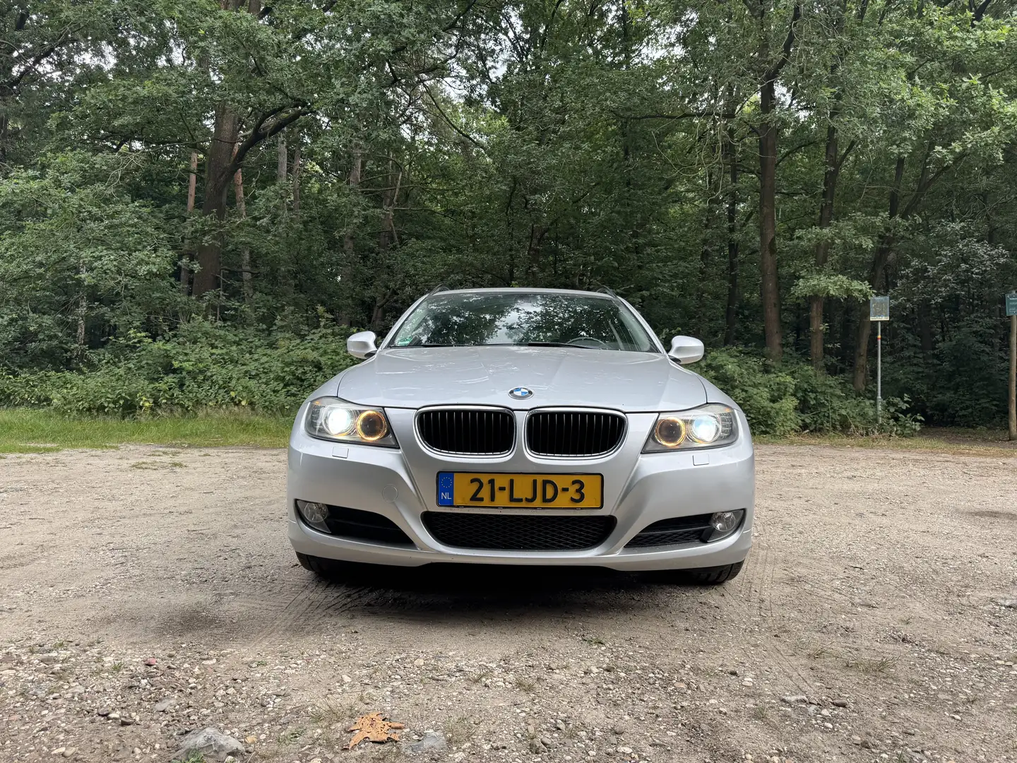 BMW 330 318i Business Line Gris - 1