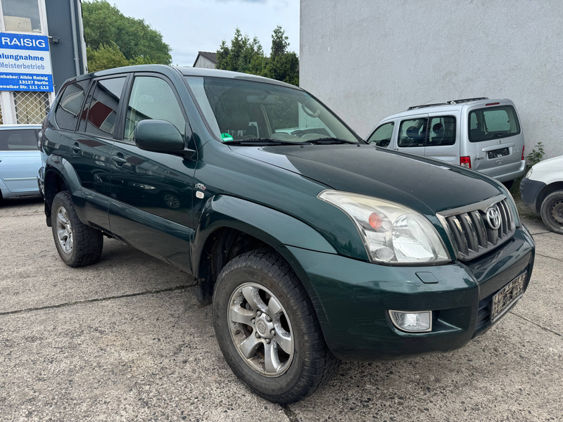 Toyota Land Cruiser 3.0 D-4D Executive (12) — photo 3