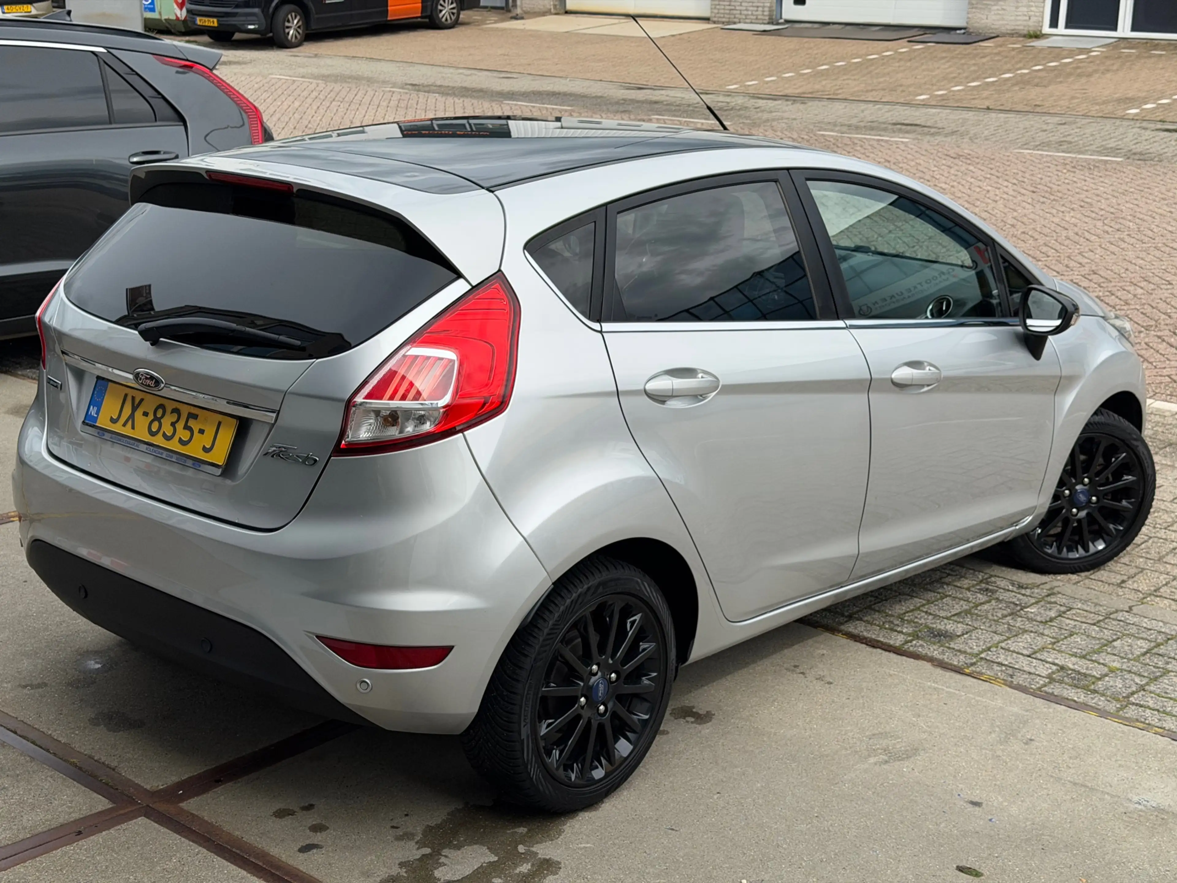 Ford Fiesta 1.0 EcoBoost Silver Edition/ 5drs/ nap/ 2e EIG/ de — photo 9