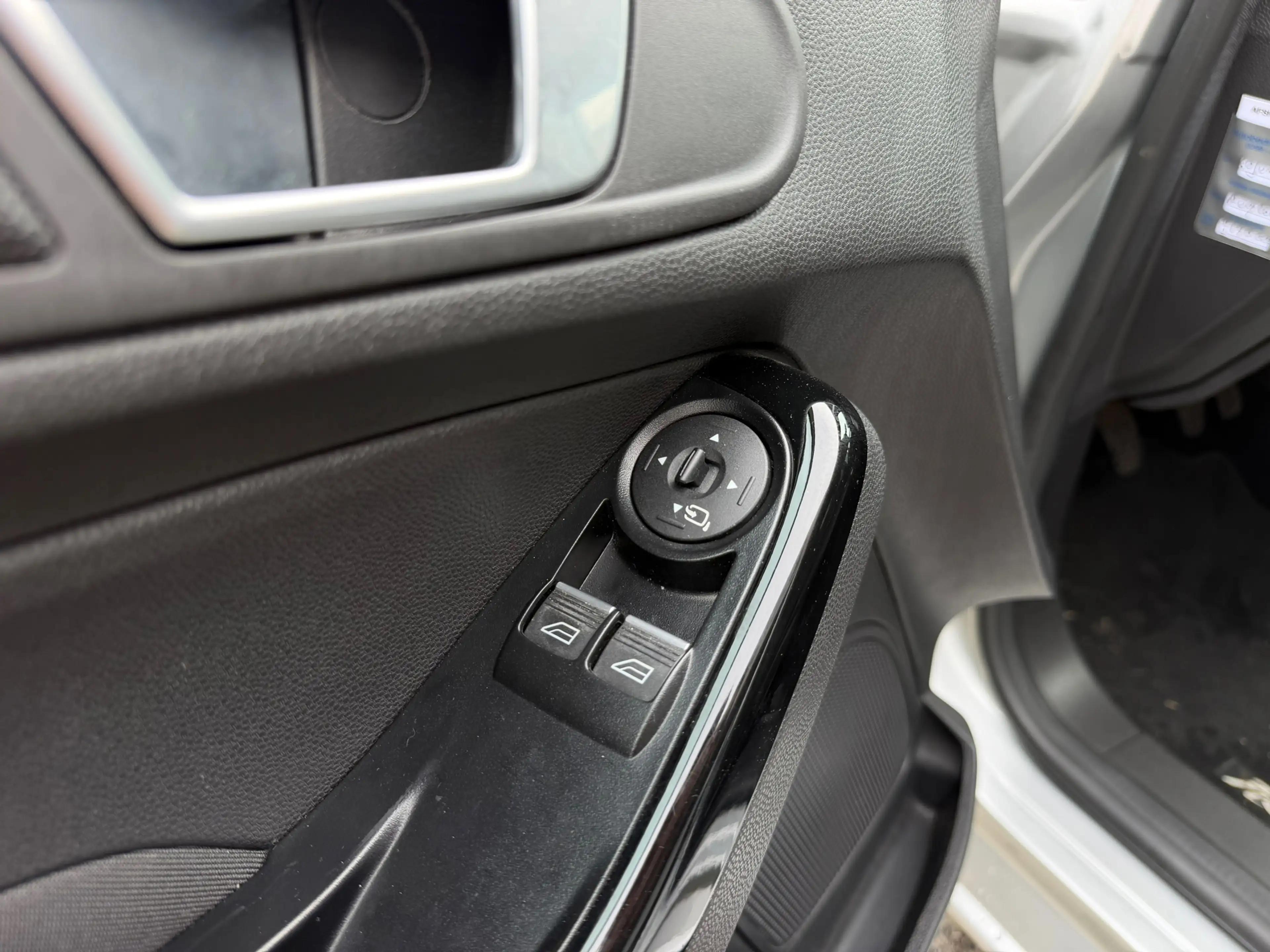 Ford Fiesta 1.0 EcoBoost Silver Edition/ 5drs/ nap/ 2e EIG/ de — photo 15