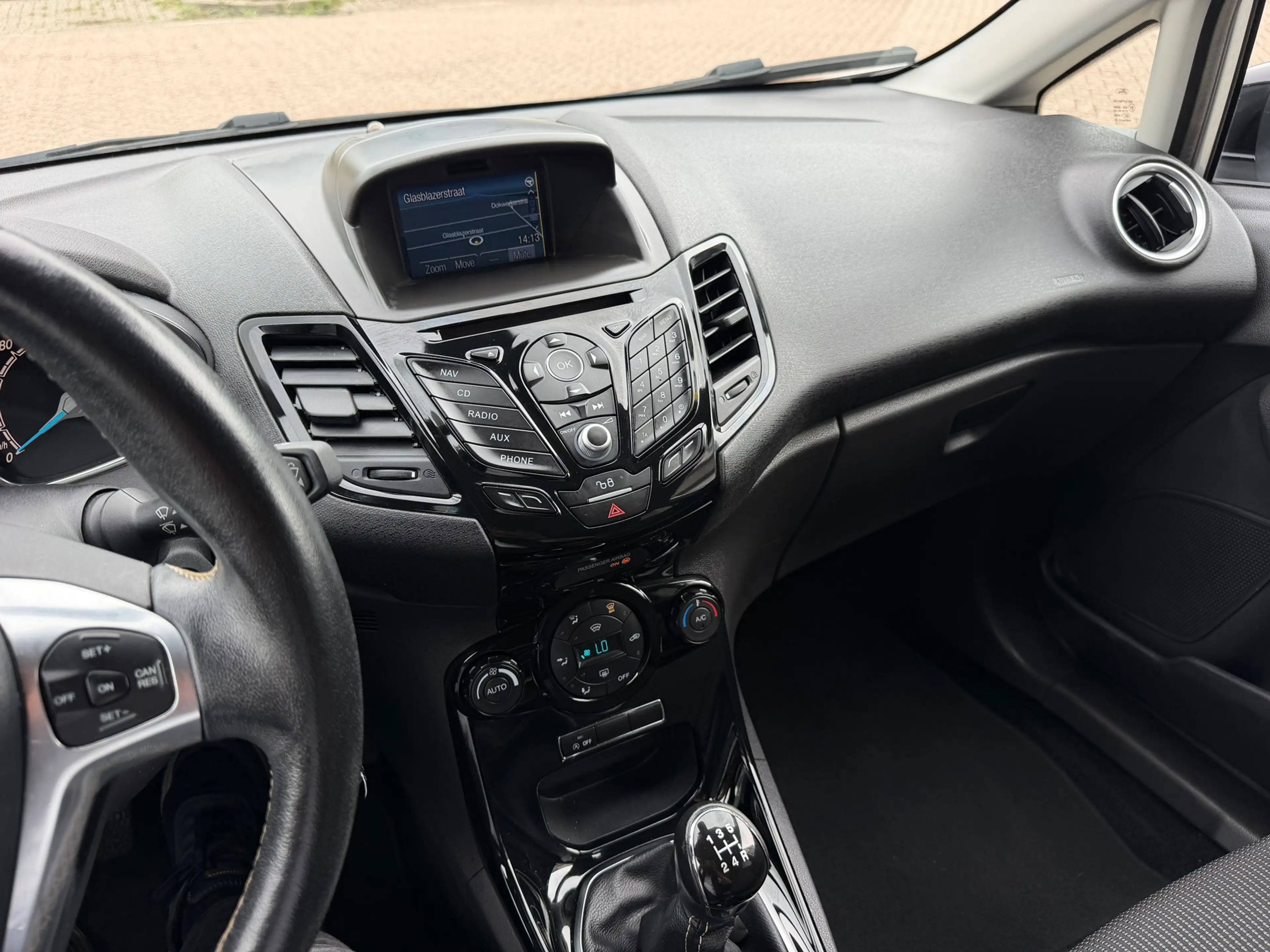 Ford Fiesta 1.0 EcoBoost Silver Edition/ 5drs/ nap/ 2e EIG/ de — photo 33
