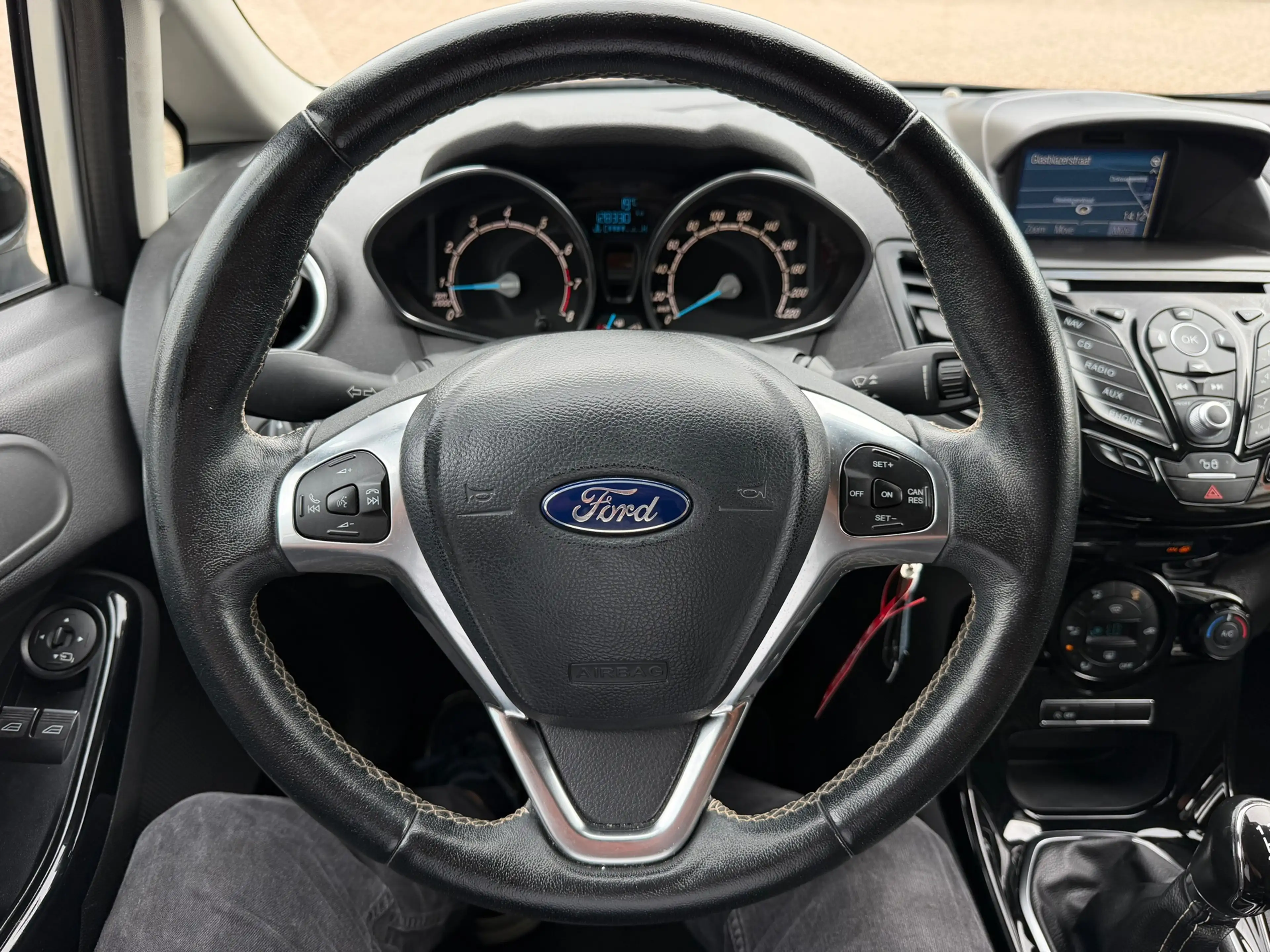 Ford Fiesta 1.0 EcoBoost Silver Edition/ 5drs/ nap/ 2e EIG/ de — photo 11