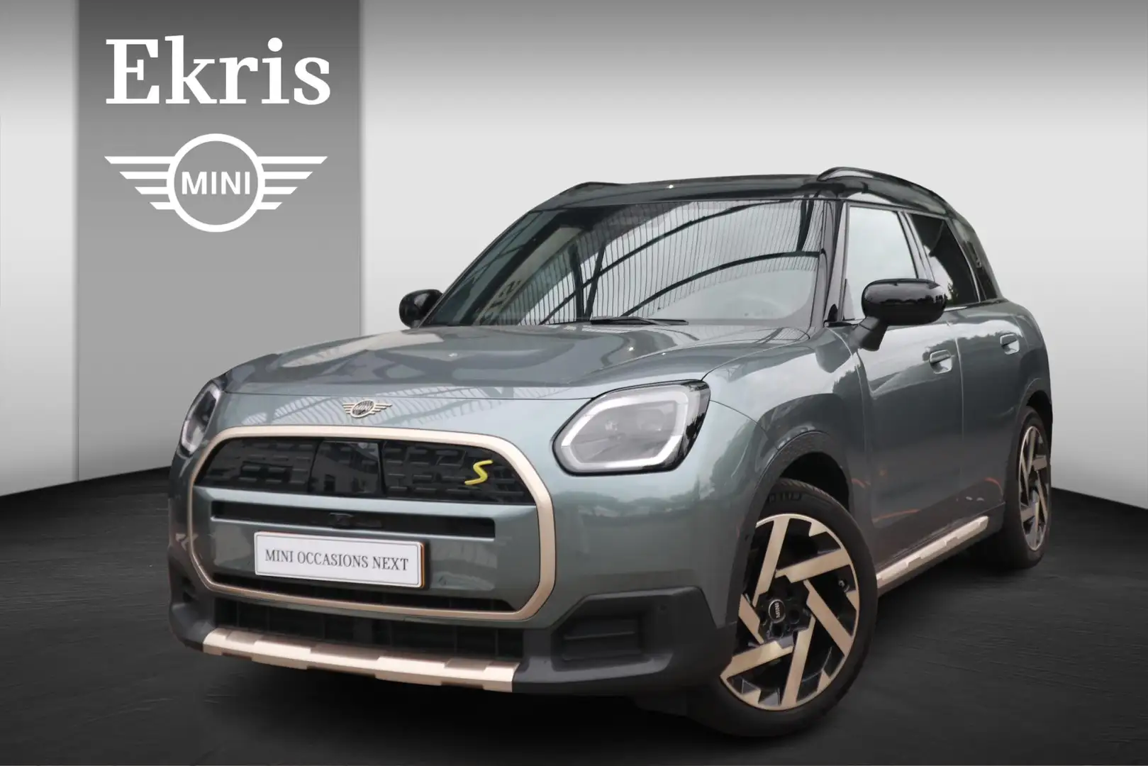 MINI Countryman SE ALL4 / Favoured Trim + Pakket XL Green - 1