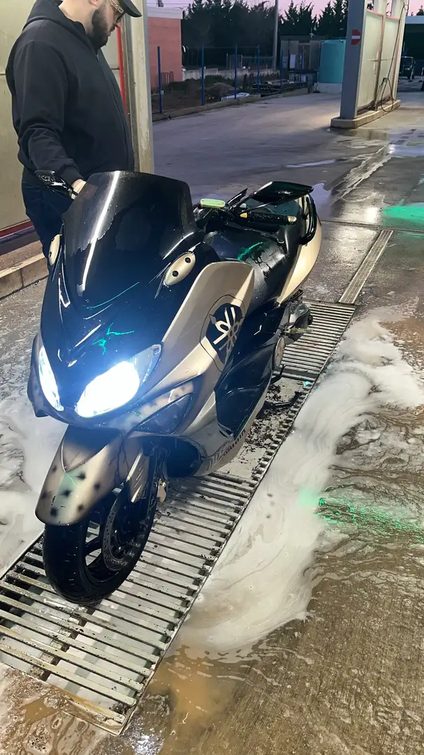 Yamaha TMAX 500 - 1