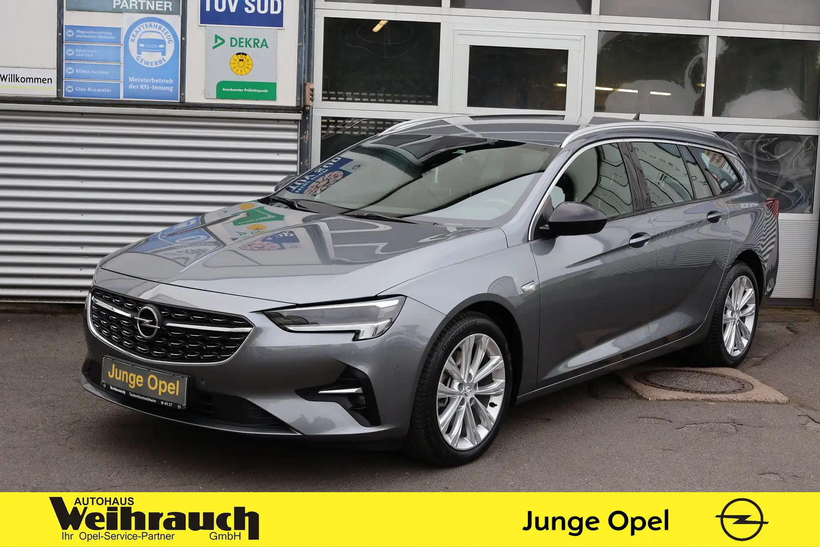 Opel Insignia ST 2.0 Diesel AT8 Busi Elegance+AHK+ Grau - 1