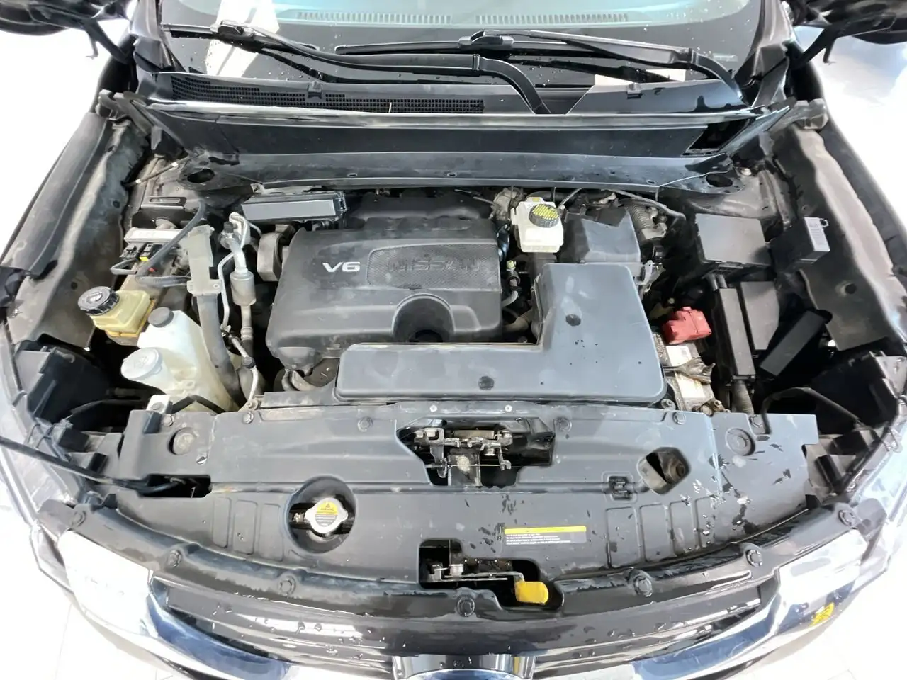 Nissan Pathfinder снимка Nissan Pathfinder