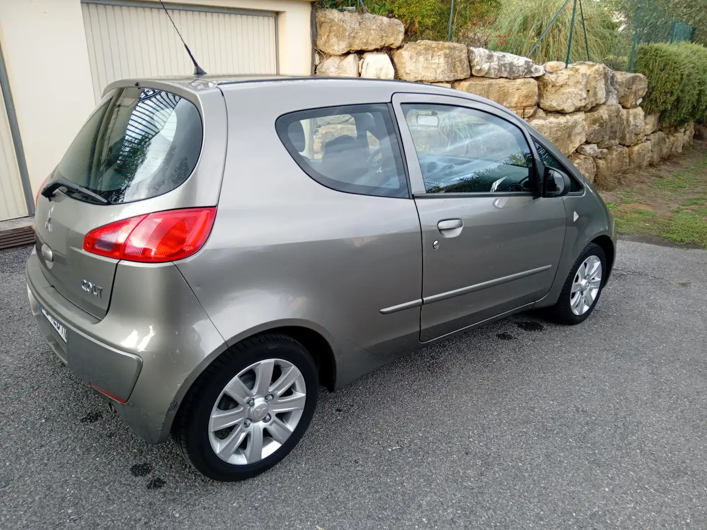 Mitsubishi Colt Colt CZ3 1.3 Invite Beige - 2