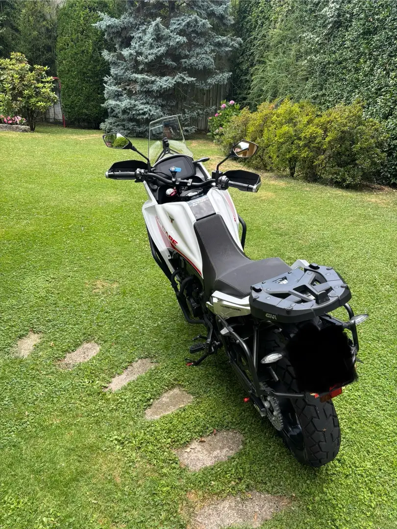 Moto Morini X-Cape - 1
