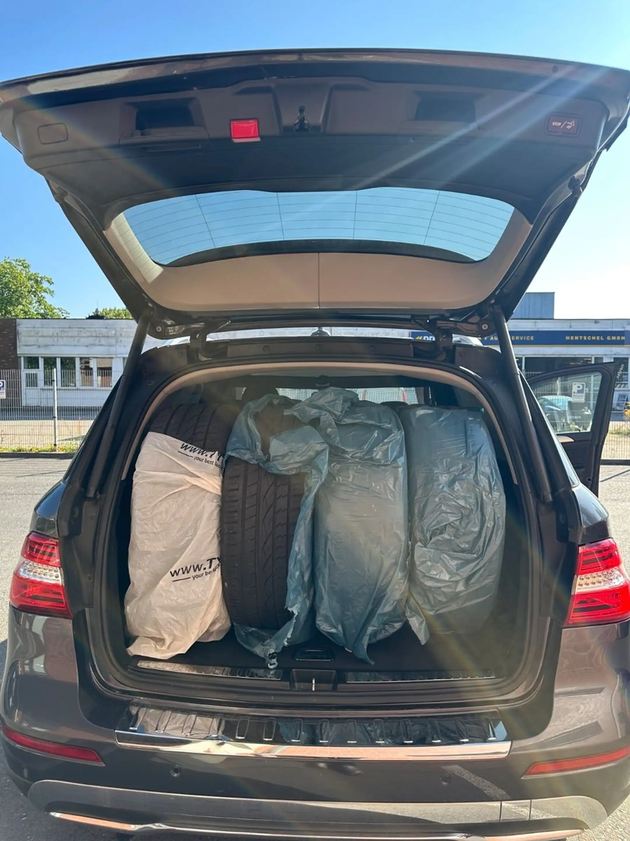 Mercedes-Benz ML 350 CDI BlueTec Voleder AHK NAVI — photo 14