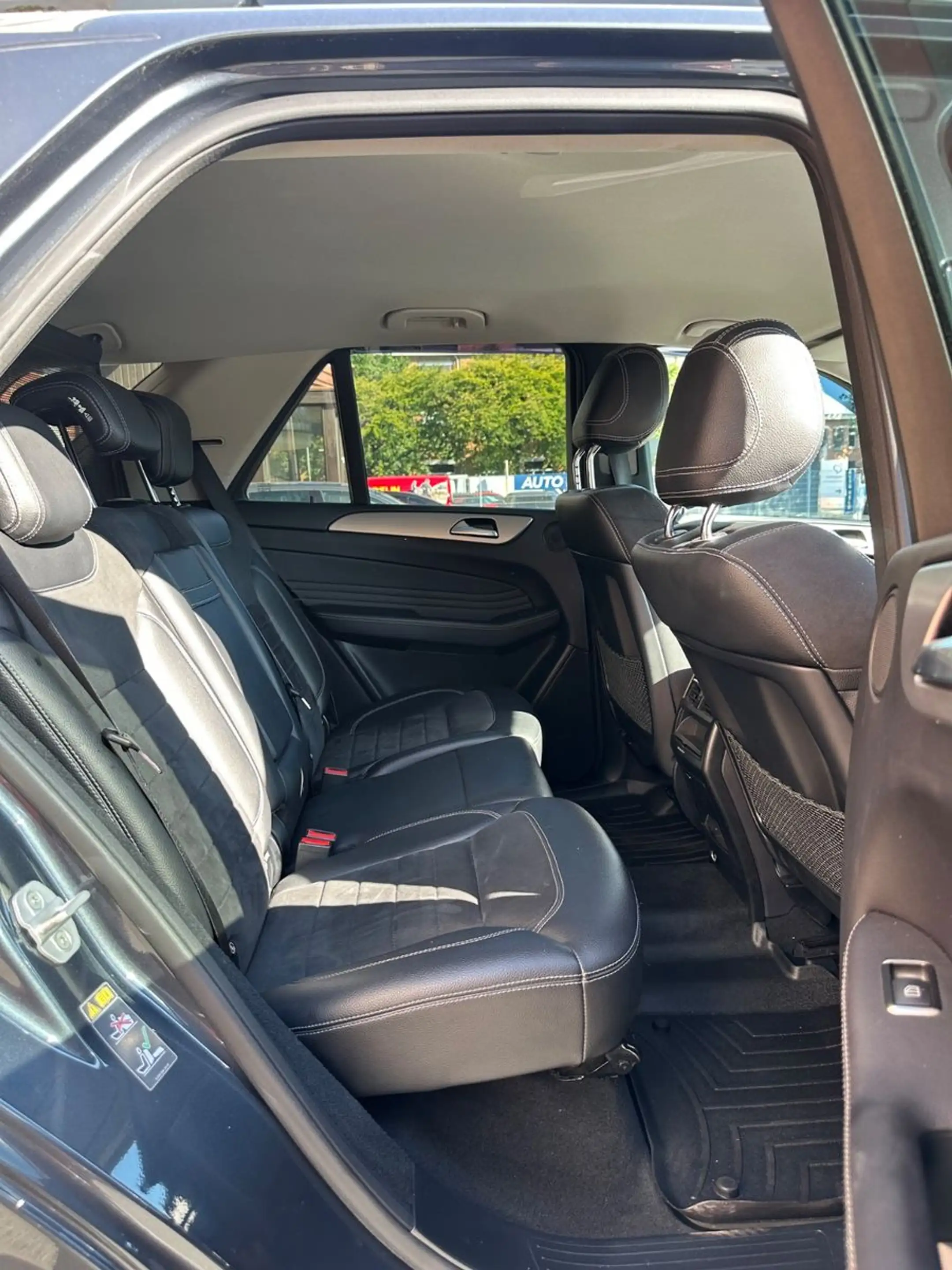 Mercedes-Benz ML 350 CDI BlueTec Voleder AHK NAVI — photo 11