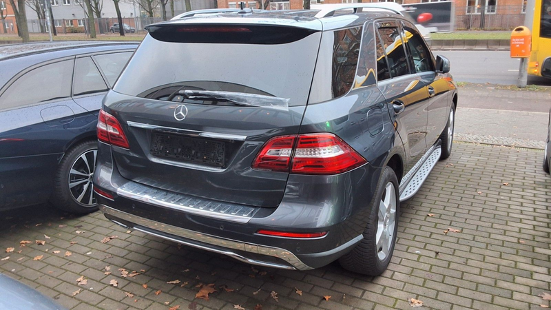 Mercedes-Benz ML 350 CDI BlueTec Voleder AHK NAVI — photo 3