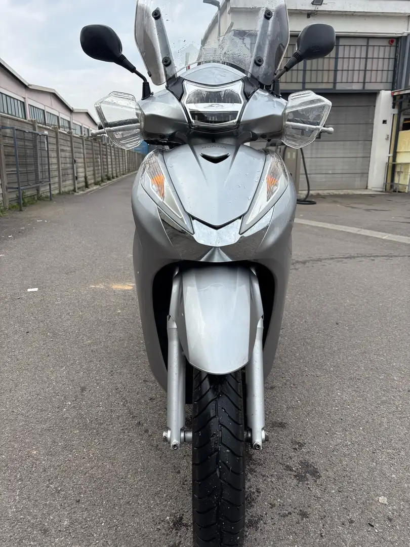 Honda SH 300 abs - 2