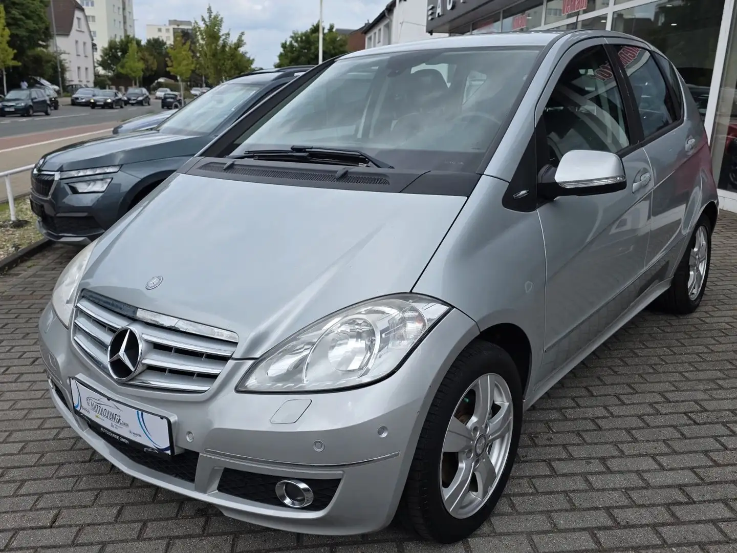 Mercedes-Benz A 180 CDI*Facelift*Navi*Shz*Klima*AHK*Teilleder Zilver - 2