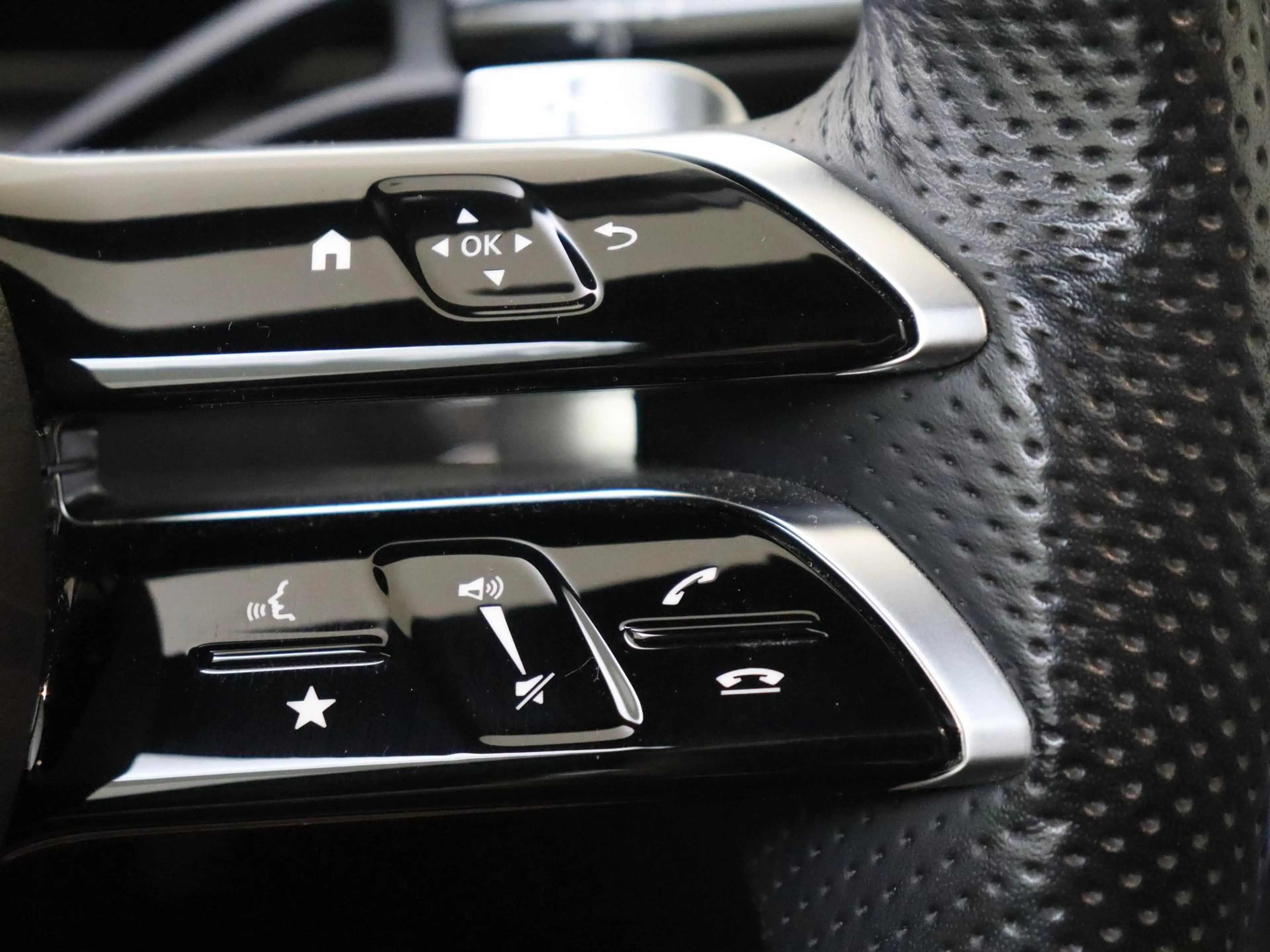 Mercedes-Benz C 300 Estate e AMG Line / Achteruitrijcamera / Panaroma- — photo 14