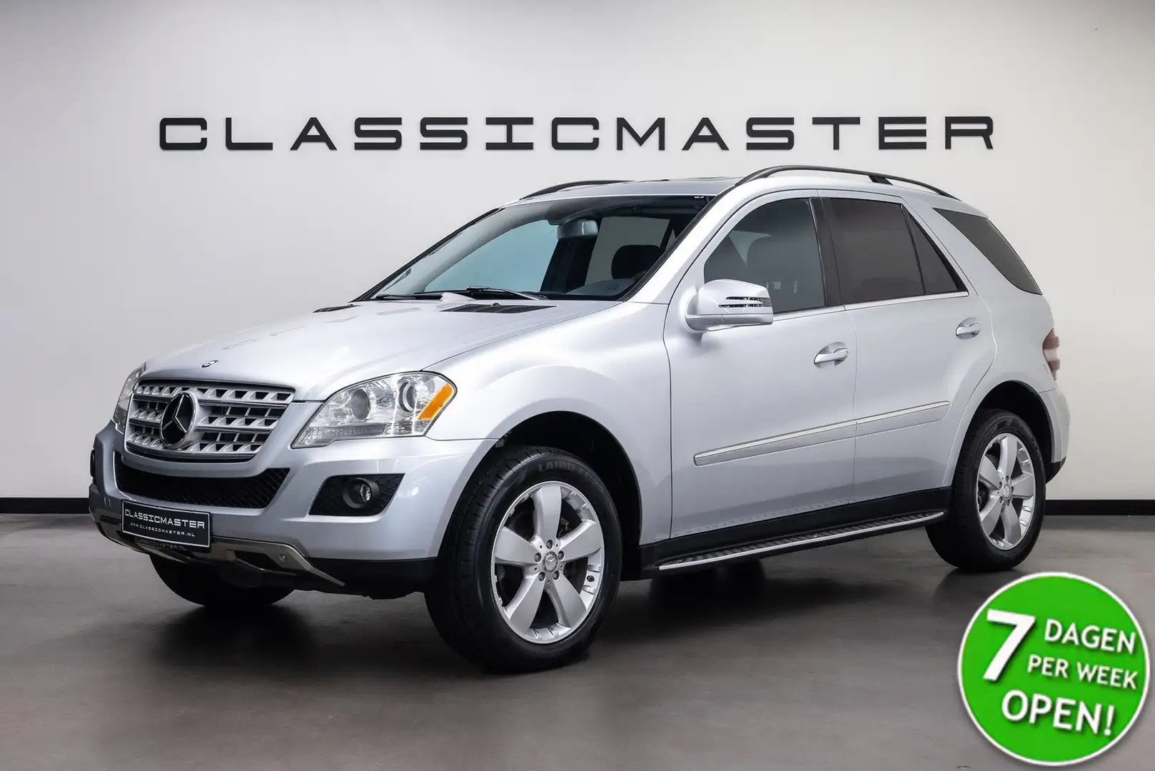 Mercedes-Benz ML 350 M-klasse Fiscale waarde € 12.000,-  Dealer auto Zilver - 1