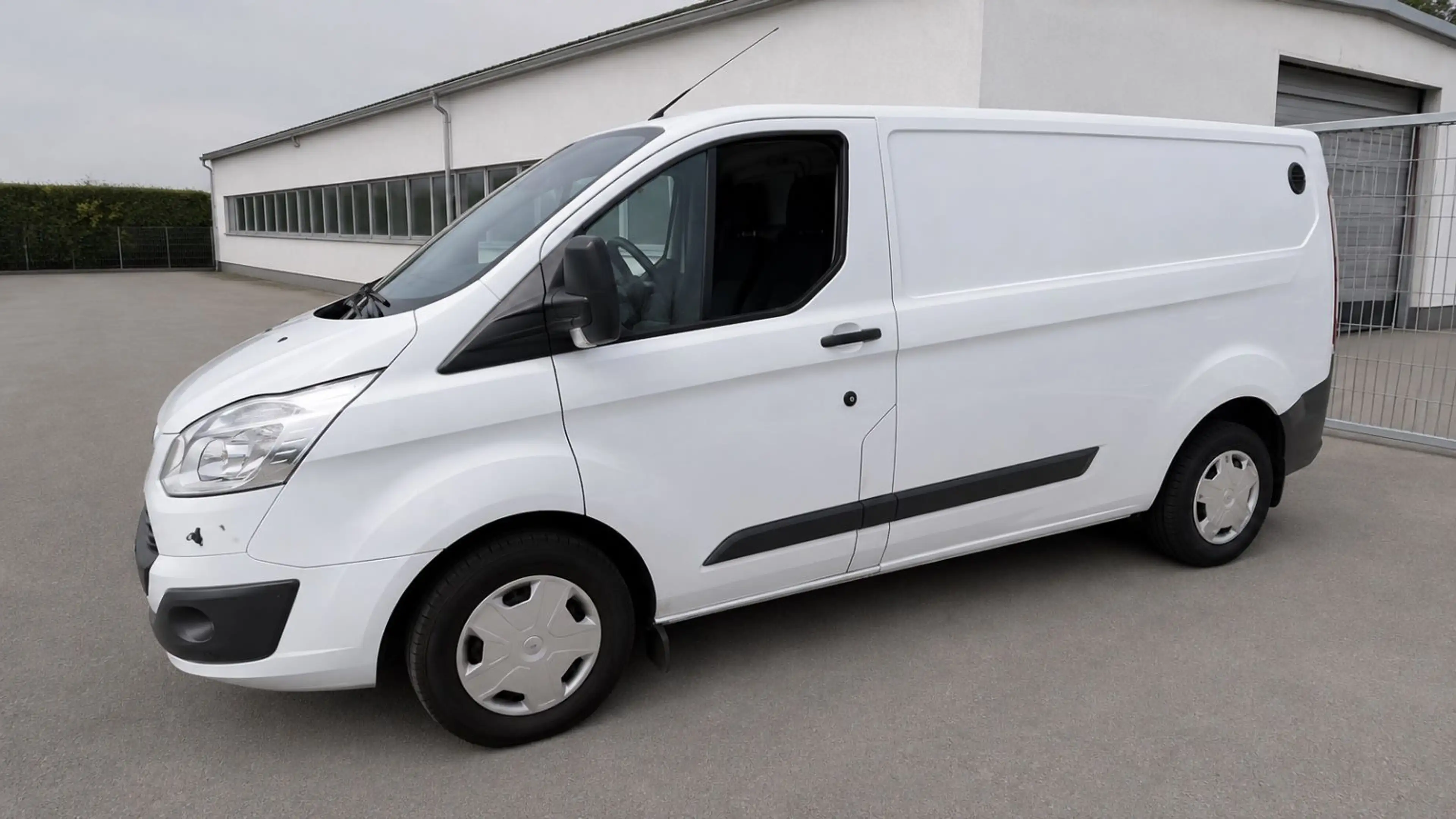 Ford Transit Custom Kasten 310 L2 Trend — photo 4