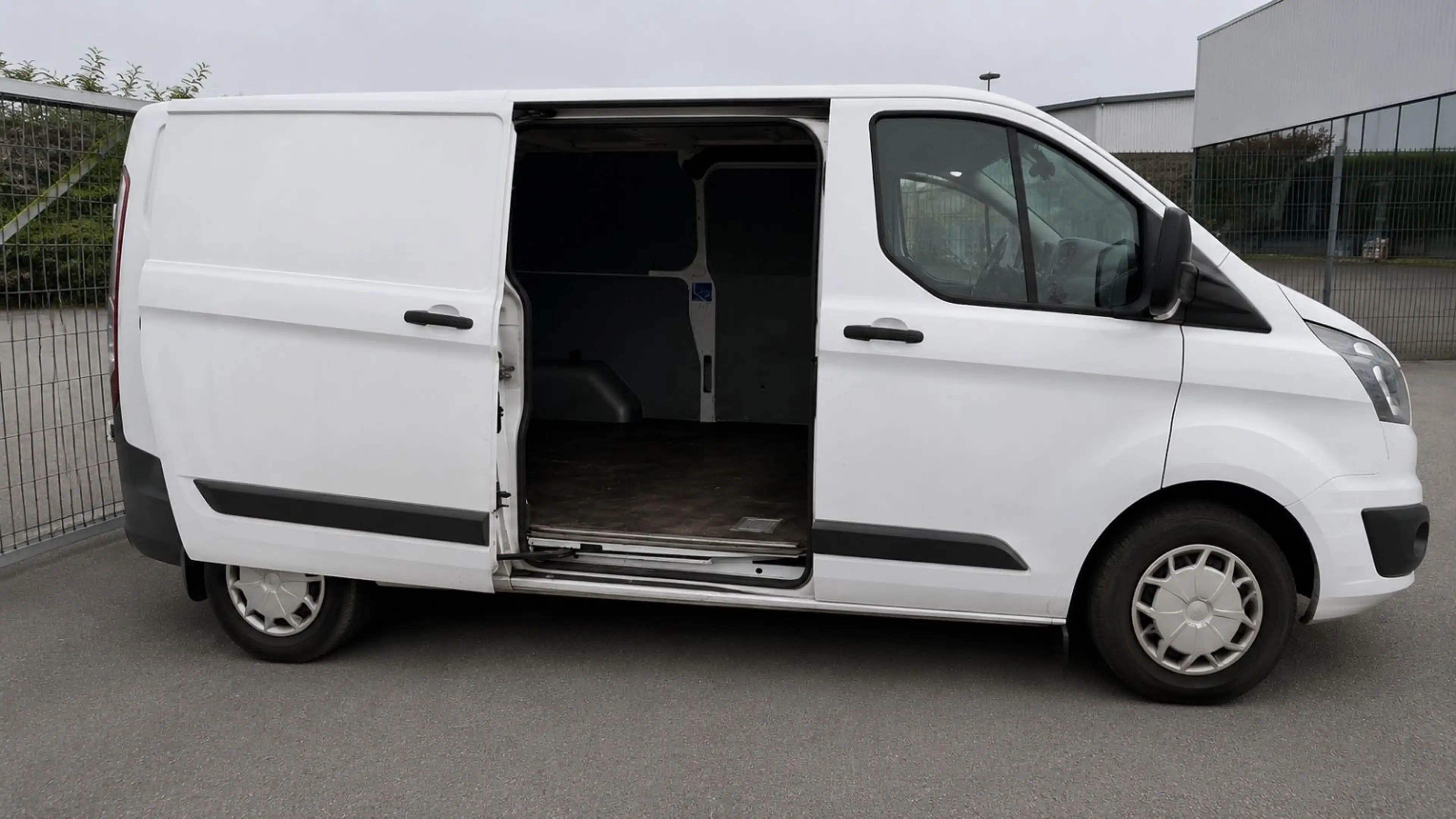 Ford Transit Custom Kasten 310 L2 Trend — photo 6