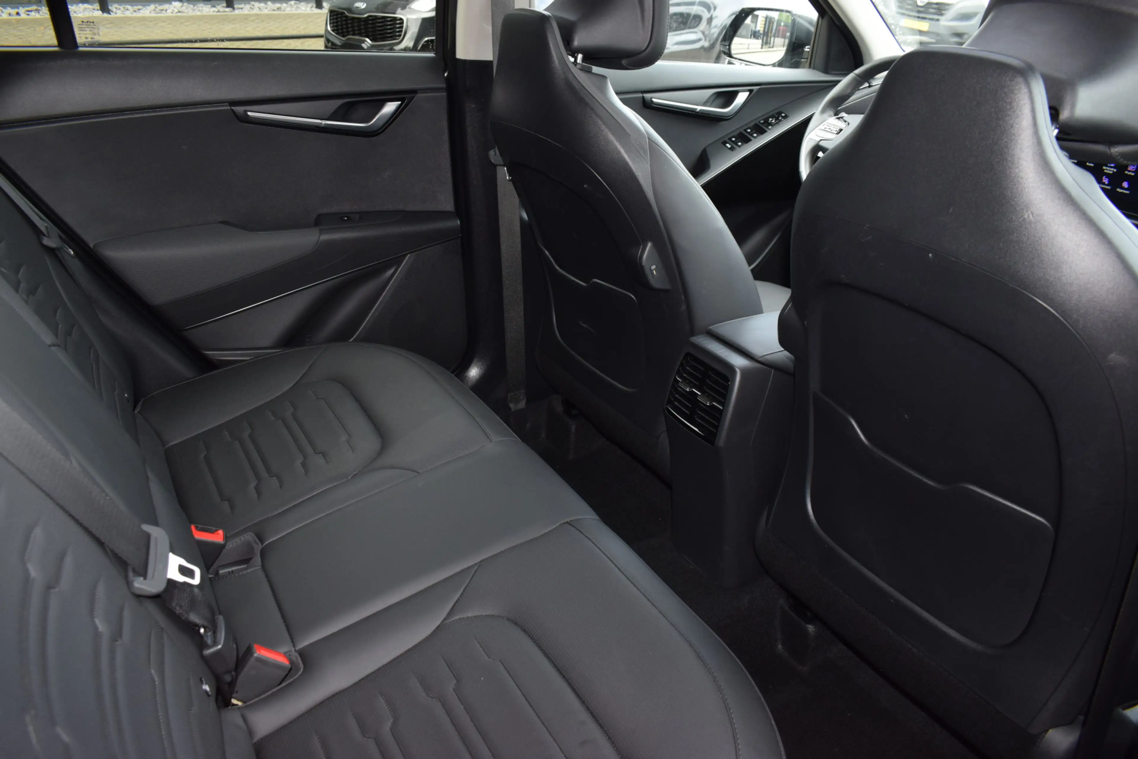 Kia Niro 1.6 GDi PHEV DynamicPlusLine | Stoel-/ Stuurverwar — photo 11