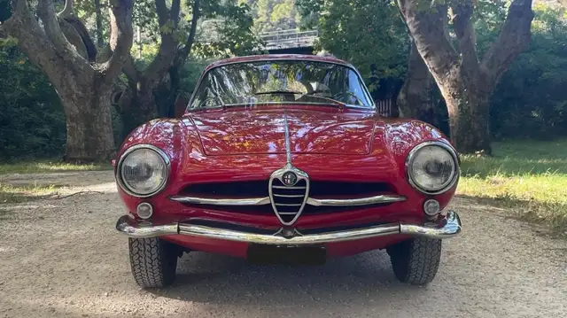 Alfa Romeo Giulia view 2