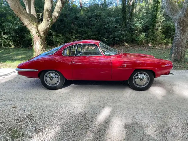 Alfa Romeo Giulia view 14